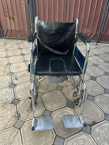 Ингаляторлор, небулайзерлер: Продаю инвалидную коляску б/у санитарным вырезом и съемным горшком — 1