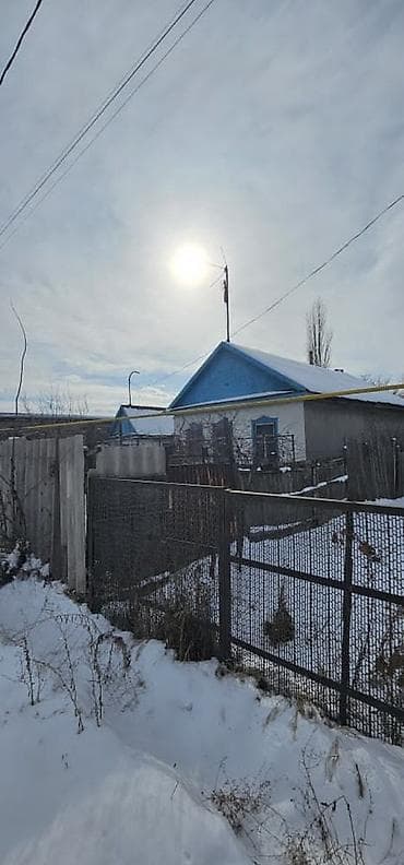 куплю участок в оше: Продаем небольшой дом 3 комнаты, кухня времянка дом требует — 2