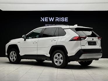 range over: Toyota RAV4: 2019 г., 2.5 л, Вариатор, Гибрид, Кроссовер — 4