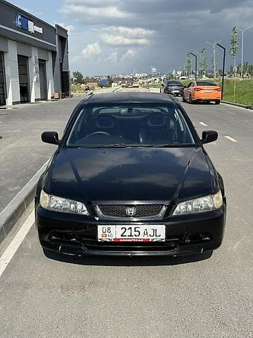 хонда истеп 1: Honda Accord: 2000 г., 2 л, Автомат, Бензин — 1