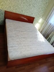 кухонные угалок бу: Двуспальная кровать, Б/у, С матрасом, длина - 190 см — 2