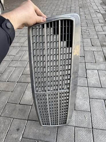 Решетки радиатора: Решетка радиатора Mercedes-Benz Новый, Оригинал — 2