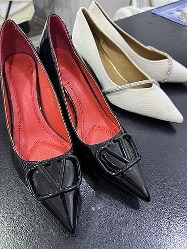 foot patch: Женские туфли-лодочки, светлые носились всего пару часов, черные два — 4