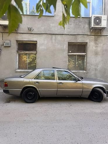 sprinter 315: Mercedes-Benz W124: 1986 г., 2.3 л, Механика, Бензин, Седан — 3