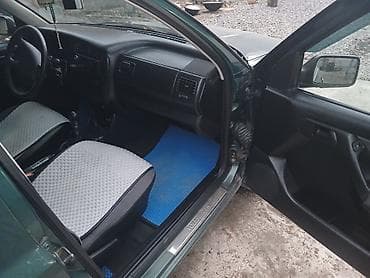 rd 1: Volkswagen Golf: 1996 г., 1.8 л, Механика, Бензин, Хэтчбэк — 4