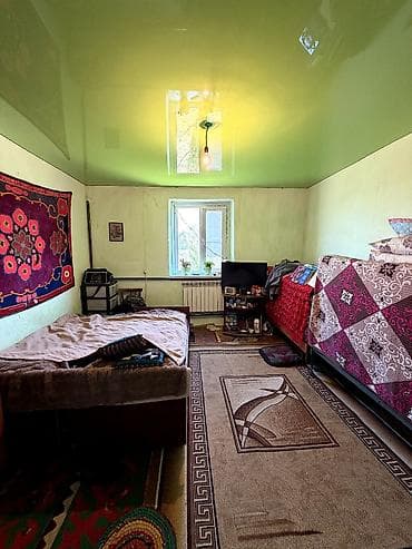 продажа домов жилмассив кок жар бишкек: 🏡 Продается уютный дом в с. Сокулук, район Птицефабрика! 📐 Участок — — 8