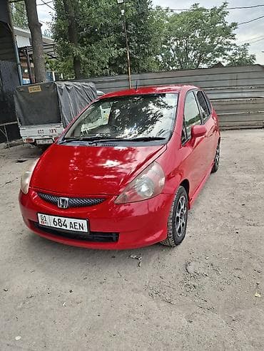 Honda Fit: 2002 г., 1.3 л, Вариатор, Бензин, Хэтчбэк