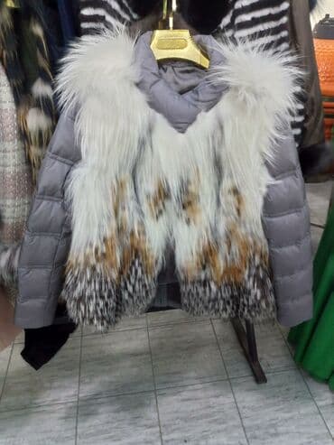 одежды для новорожденных: Женские изделия из меха с поперечной полосой - Варианты — 8