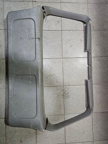 доски delta by axent с дополнительными планками: Обшивка багажника Subaru 1997 г., Б/у, Оригинал, Япония — 2