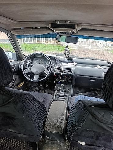 Mitsubishi Galant: 1989 г., Ручные, Бензин, Седан