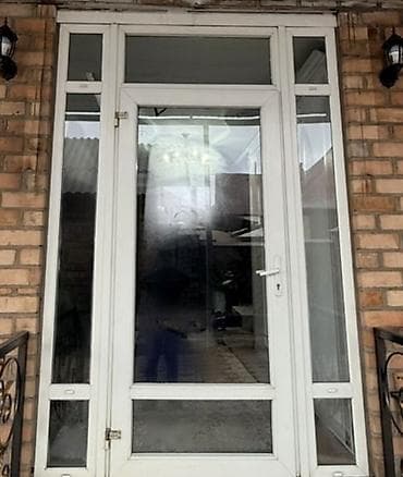 Пластик эшиктер: Продается б/у пластиковая дверь Высота 2.65 Ширина 1.80 ПВХ входная — 1