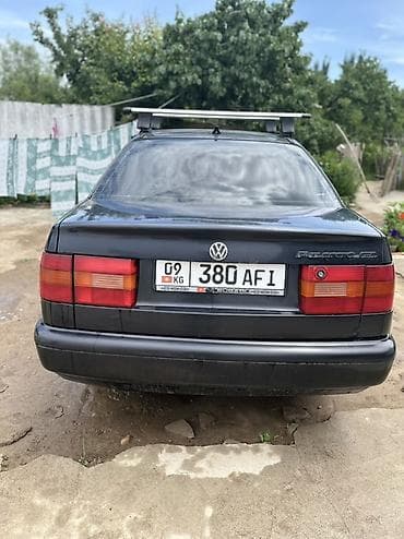 Продажа авто: Volkswagen Passat: 1995 г., 1.8 л, Механика, Бензин, Седан — 4