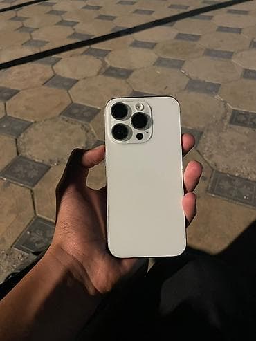iphone 12 max: IPhone 15 Pro, 128 ГБ, цвет светлый (корпус с тремя камерами Pro) — 1