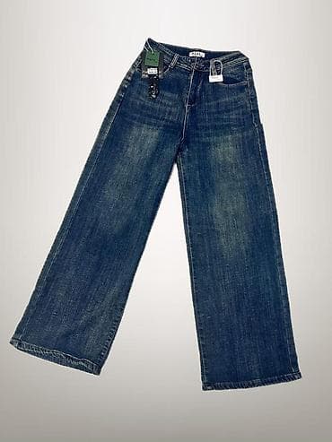 Шорты: Джинсы женские, темно‑синего индиго с деликатным выцветанием. - — 1