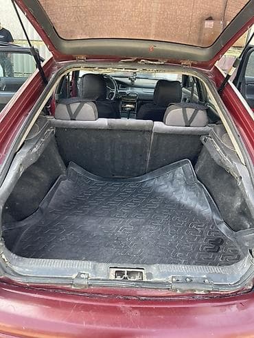 cx 9: Mazda 626: 1997 г., 2 л, Автомат, Бензин, Седан — 6