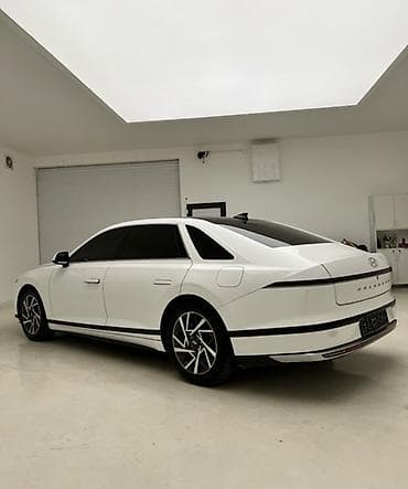 Продажа авто: Hyundai Grandeur: 2023 г., 3.5 л, Автомат, Газ, Седан — 3