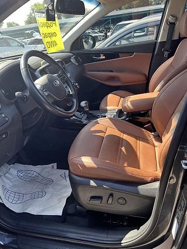 lexsus is: Kia Sorento: 2019 г., 2.2 л, Автомат, Дизель, Кроссовер — 9