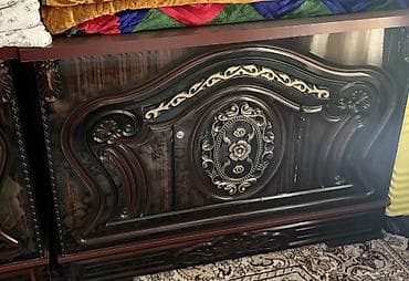 плинтус потолочный: Классическая резная деревянная спинка/панель для кровати (две секции) — 2