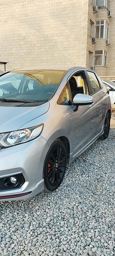 kia sport: Honda Fit: 2019 г., 1.5 л, Вариатор, Бензин, Хэтчбэк — 5