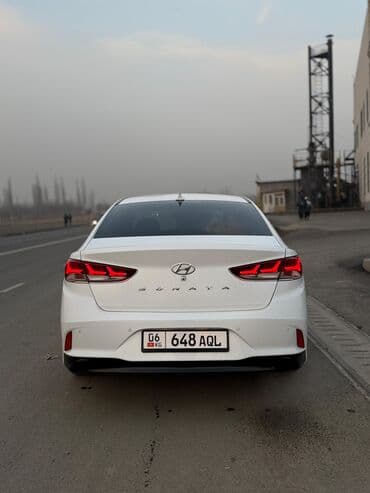 саната 2002: Hyundai Sonata: 2021 г., 0.2 - engine capacity л, Автомат, Газ, Седан — 3