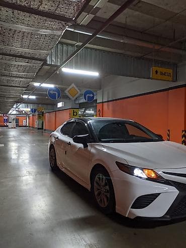 corolla s: Toyota Camry: 2017 г., 2.5 л, Автомат, Бензин — 2