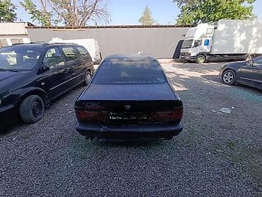 crv 2: BMW 5 series: 1989 г., 2.5 л, Механика, Бензин, Седан — 4