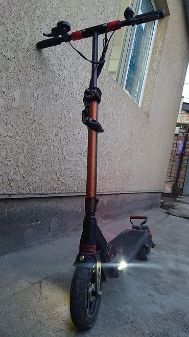 etari 700 max: Электросамокат, Kugoo, Б/у — 1