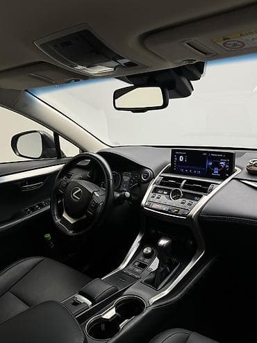 Lexus: Lexus NX: 2018 г., 2.5 л, Вариатор, Гибрид, Кроссовер — 7