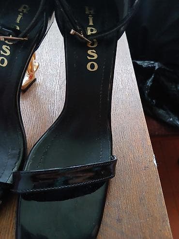 мужские обувь: Женские босоножки на каблуке-логотипе - Бренд: HIPOSO (маркировка на — 3