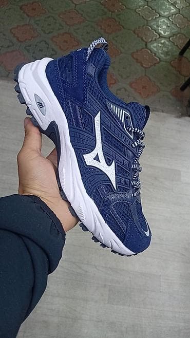 замшы: Мужские кроссовки, 41, Under Armour, Новый, цвет - Черный, Бесплатная доставка — 9