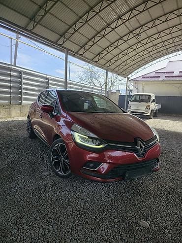 Renault Clio: 2019 г., 1.4 л, Автомат, Дизель, Хэтчбэк