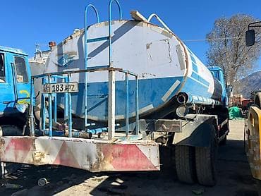 траншейный каток: Водовоз/поливомоечная машина на базе грузового шасси Dongfeng — 2
