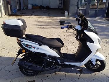 Макси-скутер 150 куб. см, Бензин, Б/у