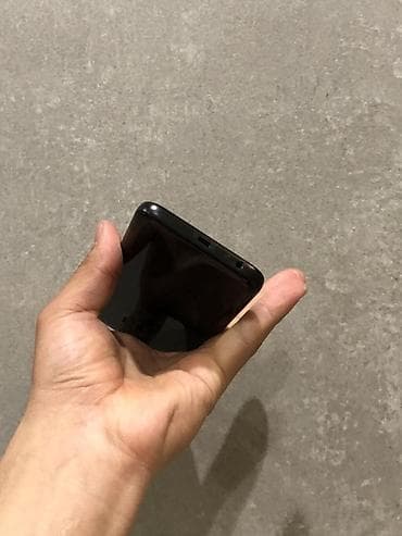 jack 4: Samsung Galaxy J2 Core, Б/у, 8 ГБ, цвет - Черный, 1 SIM — 7