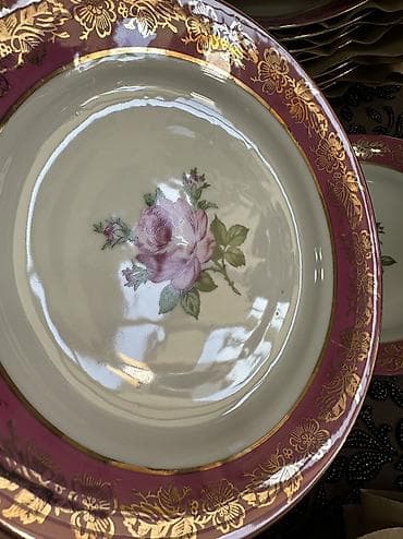 Кухонные принадлежности: Столовый сервиз “Роза” ГДР на 12 персон в идеальном состоянии — 10