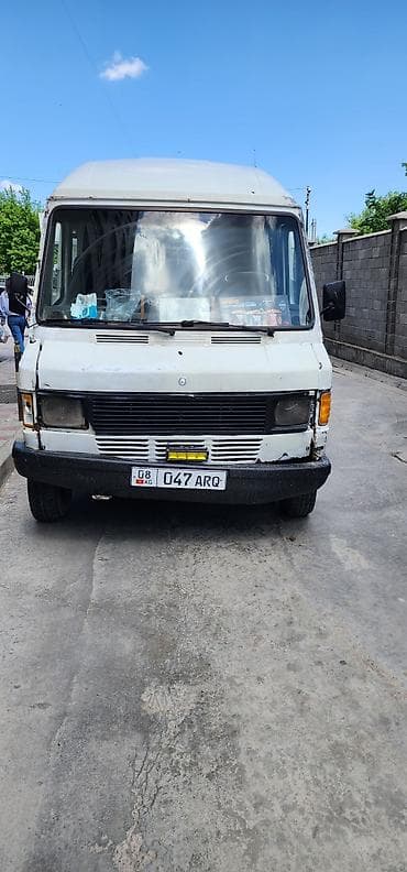 b class: Mercedes-Benz Спринтер: 1991 г., 3 л, Дизель, Фургон — 5