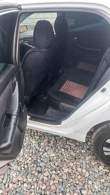 Toyota: Toyota Corolla: 2002 г., 1.4 л, Механика, Бензин, Универсал — 9