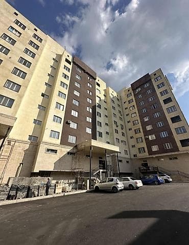 продаю гараж аламедин 1: Срочно продаю 1 к.кв. в Аламедин-1, дом 34/1. Рядом с кафе Жасмин — 9