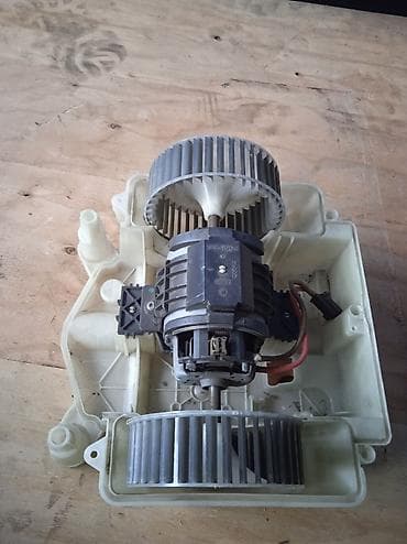 запчасти матор: Электрический моторчик Mercedes-Benz Б/у, Оригинал, Германия — 2