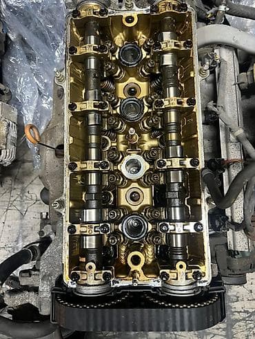 головка двигателя: Головка блока цилиндров (ГБЦ) в сборе для рядного 4‑цилиндрового — 1