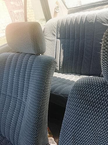 Volkswagen Jetta: 1987 г., Седан