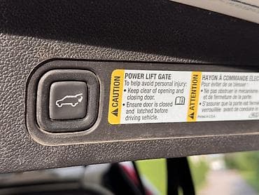 авто выхлоп: Cadillac Escalade: 2006 г., 6.2 л, Автомат, Газ, Внедорожник — 8