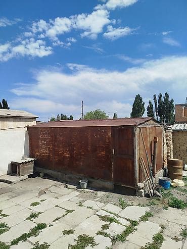 Гараждар: 18 м², Металл — 2