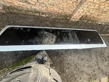 форточка пластиковая: Боковые панели с остеклением для микроавтобуса/кемпера - Комплект — 5