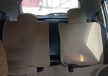 Nissan Tiida: 2004 г., 1.5 л, Автомат, Бензин, Хэтчбэк — 8