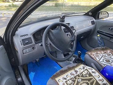 ravon r4: Kia Rio: 2003 г., 1.4 л, Механика, Бензин, Хэтчбэк — 6