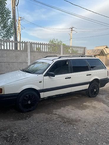 Унаа сатуу: Volkswagen Passat Variant: 1989 г., 1.8 л, Кол менен иштөөчү, Бензин, Универсал — 2