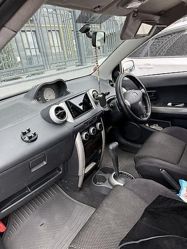 Продажа авто: Toyota Ist: 2003 г., 1.5 л, Автомат, Бензин, Хэтчбэк — 8