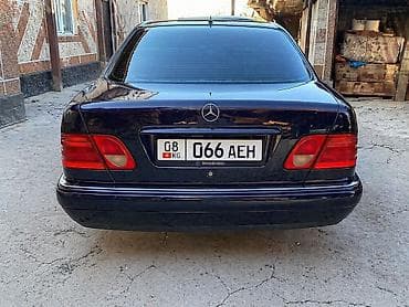 ford mondeo 2002: Mercedes-Benz E-Class: 1998 г., Седан — 5