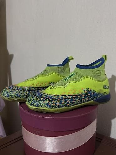 Футзальная обувь adidas Predator (без шнурков) - Тип: зал/футзал (IC)